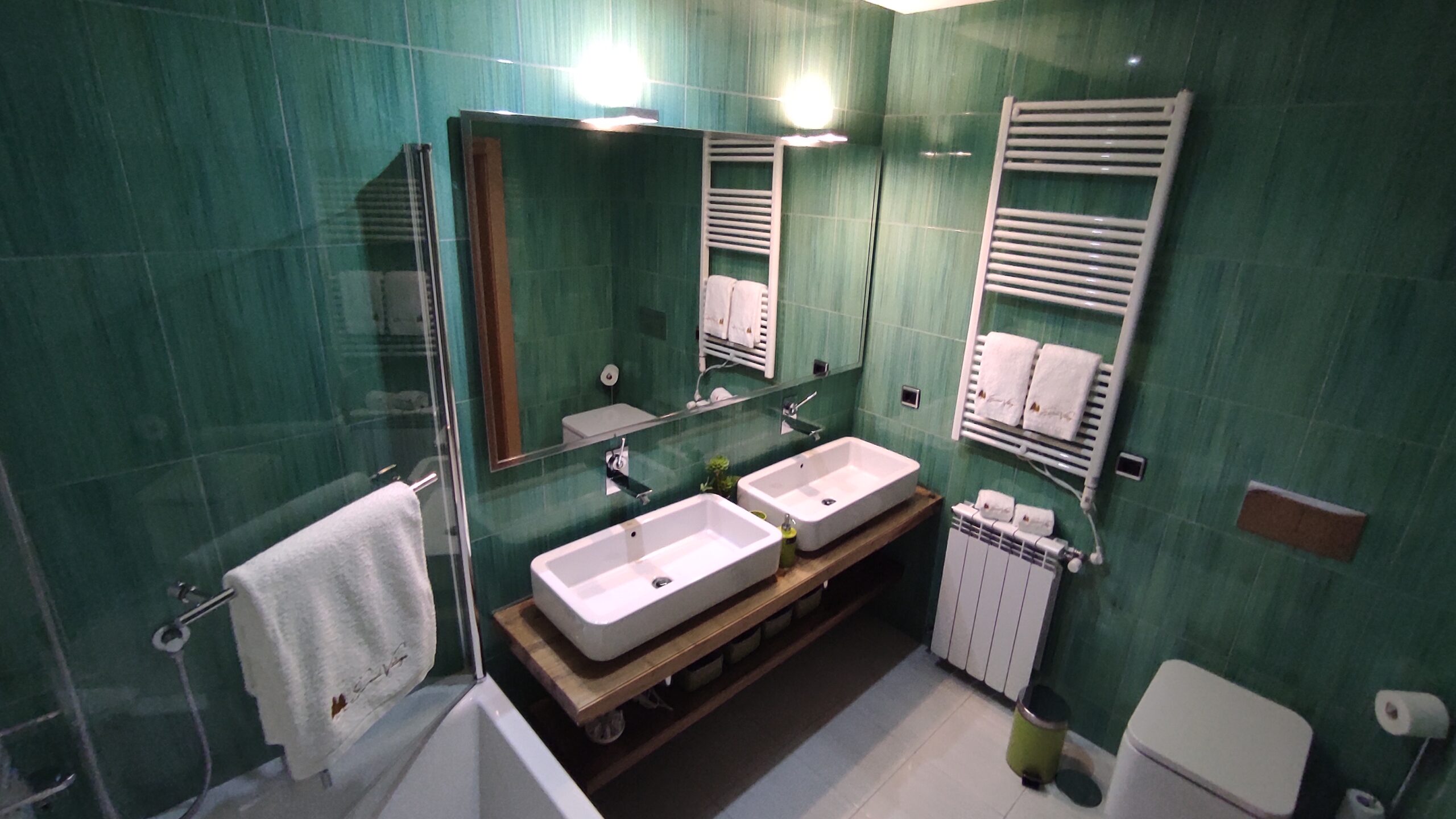 Bedroom 4 (Independent Bathroom nearby) - 2